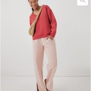 PACT Courtside V-Neck Sweatshirt 70% Organic Cotton 30% Recycled Polyester